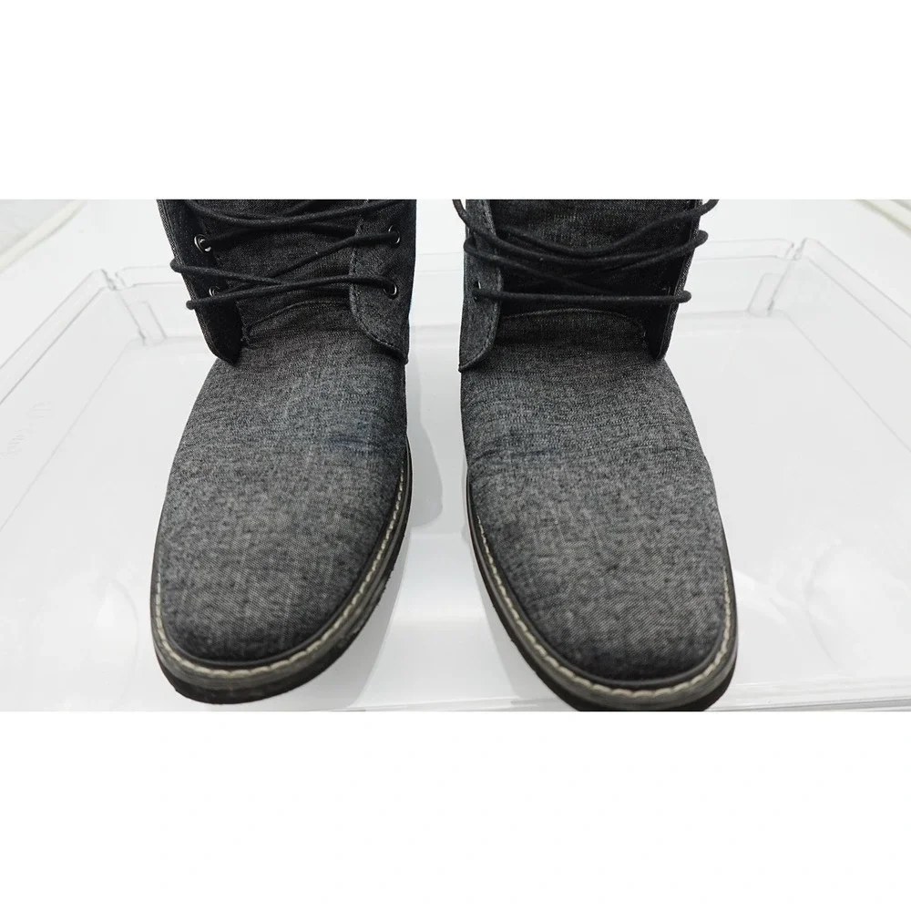 GUESS GREY TEXTURED FABRIC LACE UP CHUKKA DRESS BOOTS MENS SIZE 11